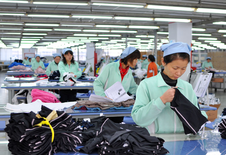 nike factory workers pay