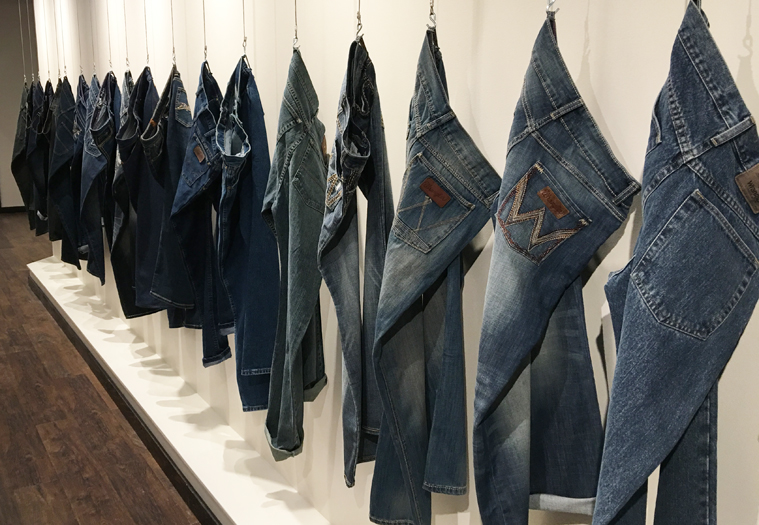 wrangler jeans website